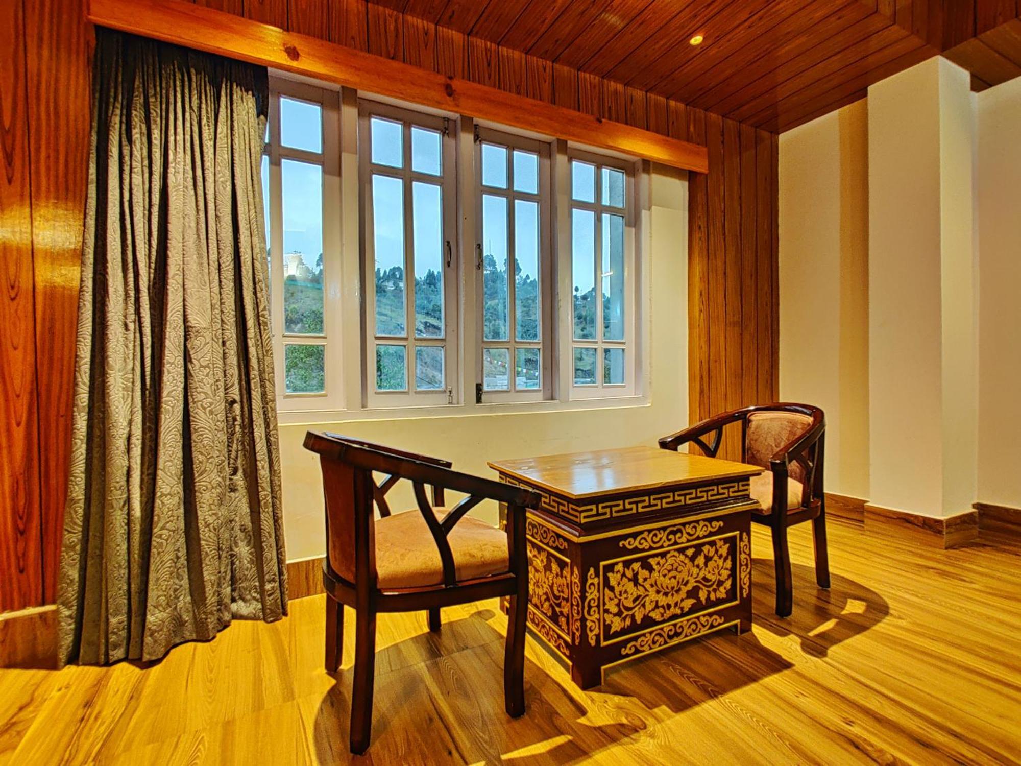 Hotel Vajra Tawang Buitenkant foto